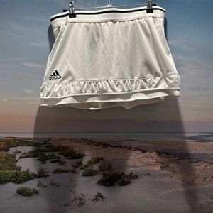 Adidas Climachill White & Black Skort | Size M